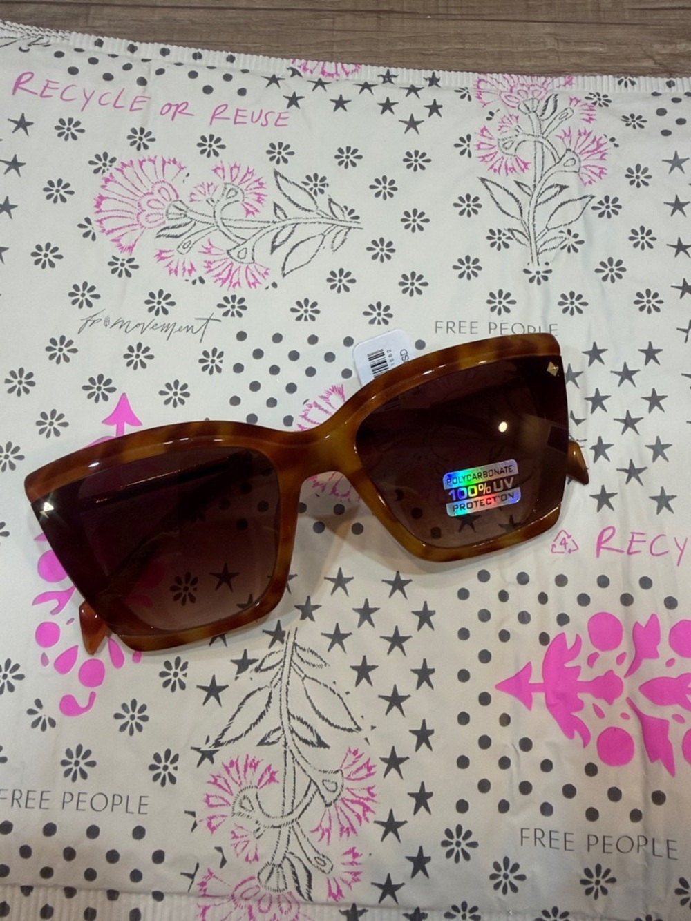 Free People Tortoiseshell Cat-Eye Sunglasses with Brown Lenses, NWT